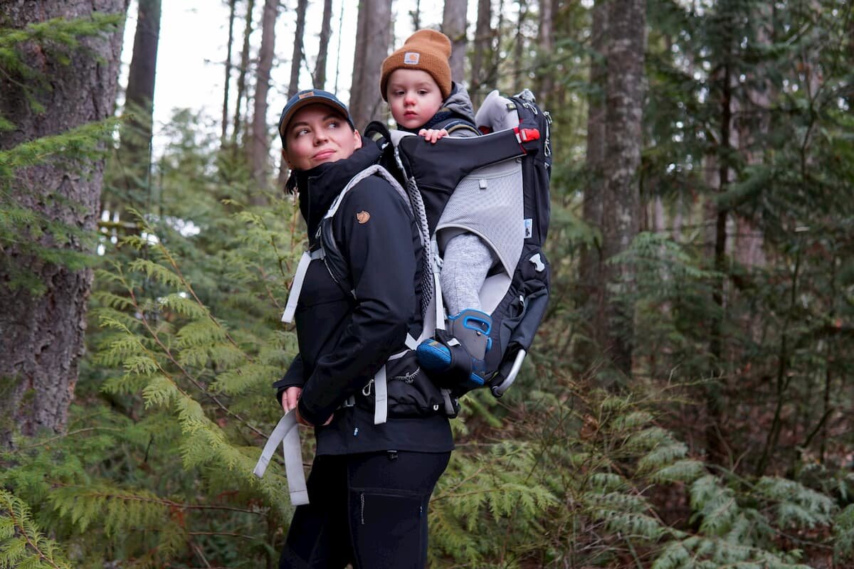 Features Of Best Hiking Baby Carriers Of 2023 – Mama And Peaches