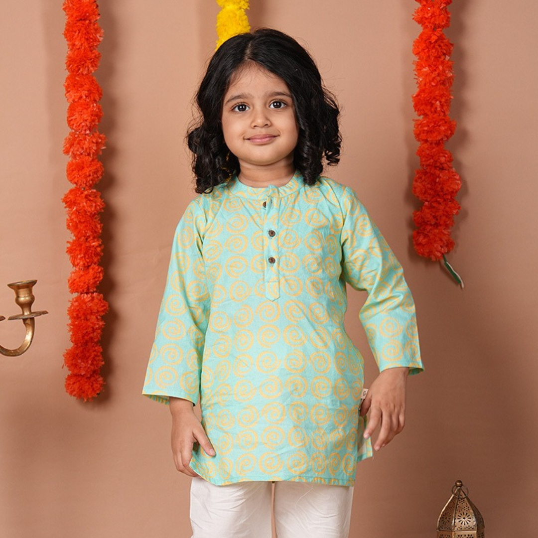 Bright Spiral Kurta Set