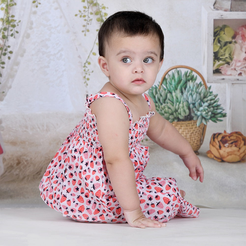 Smocked Kurta Top with Wide Pants in Strawberry