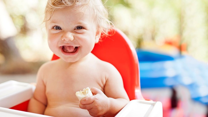 5 Foods to avoid giving babies under 1 year