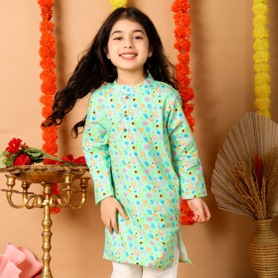 Flower Pop Kurta Set