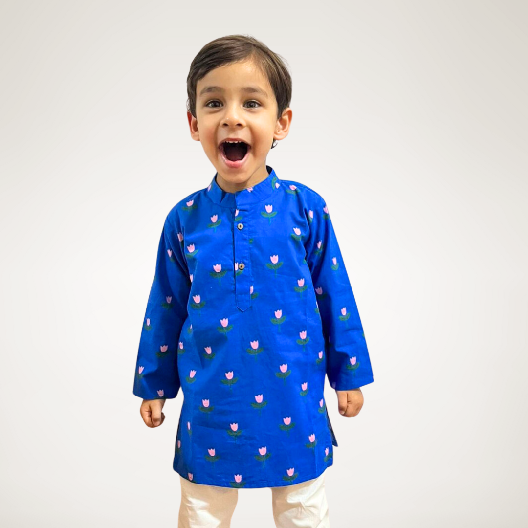 Mama &amp; Peaches Pretty Flower Kurta Set (Royal Blue)