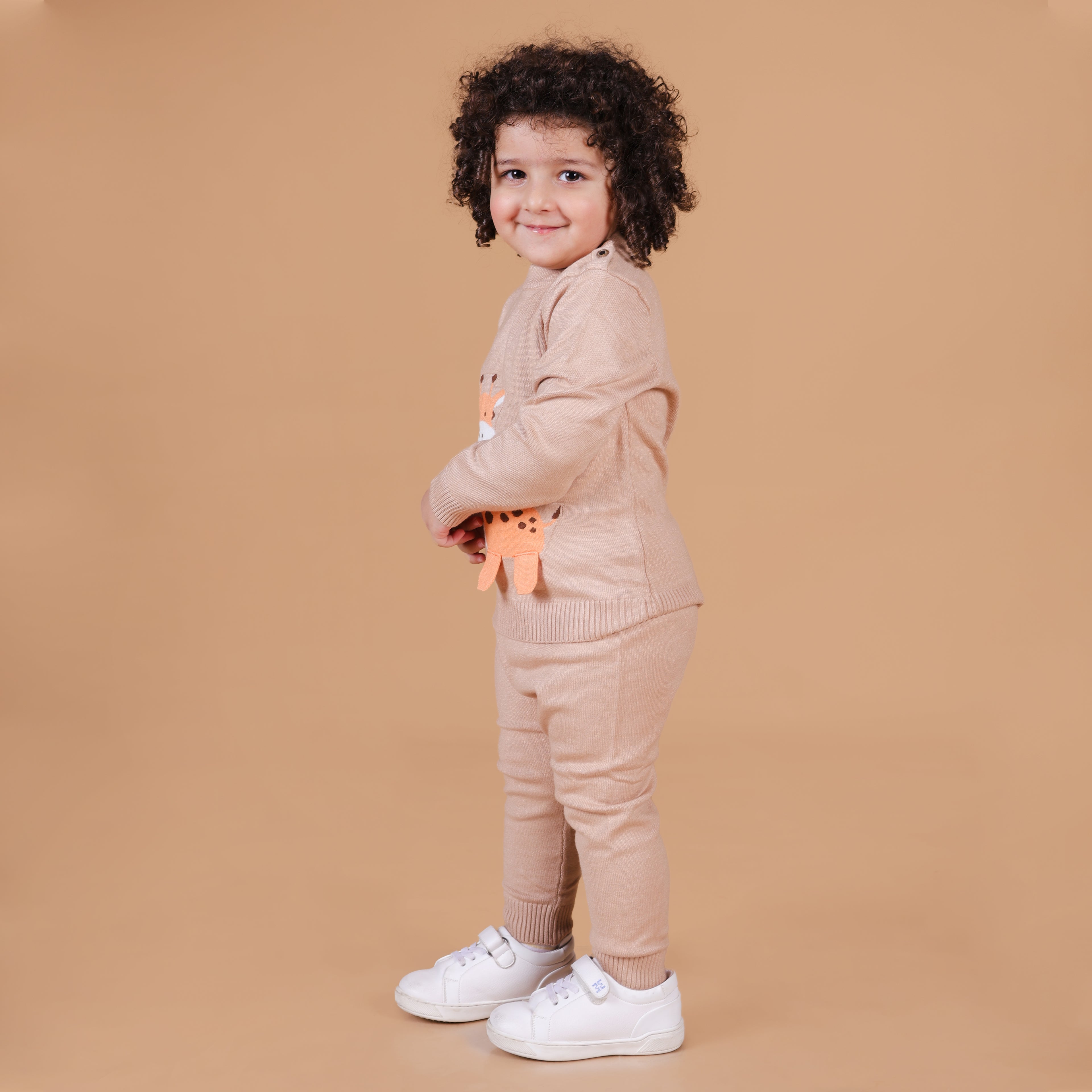 Cute Giraffe Knitted Winter Co-Ord Set - Brown