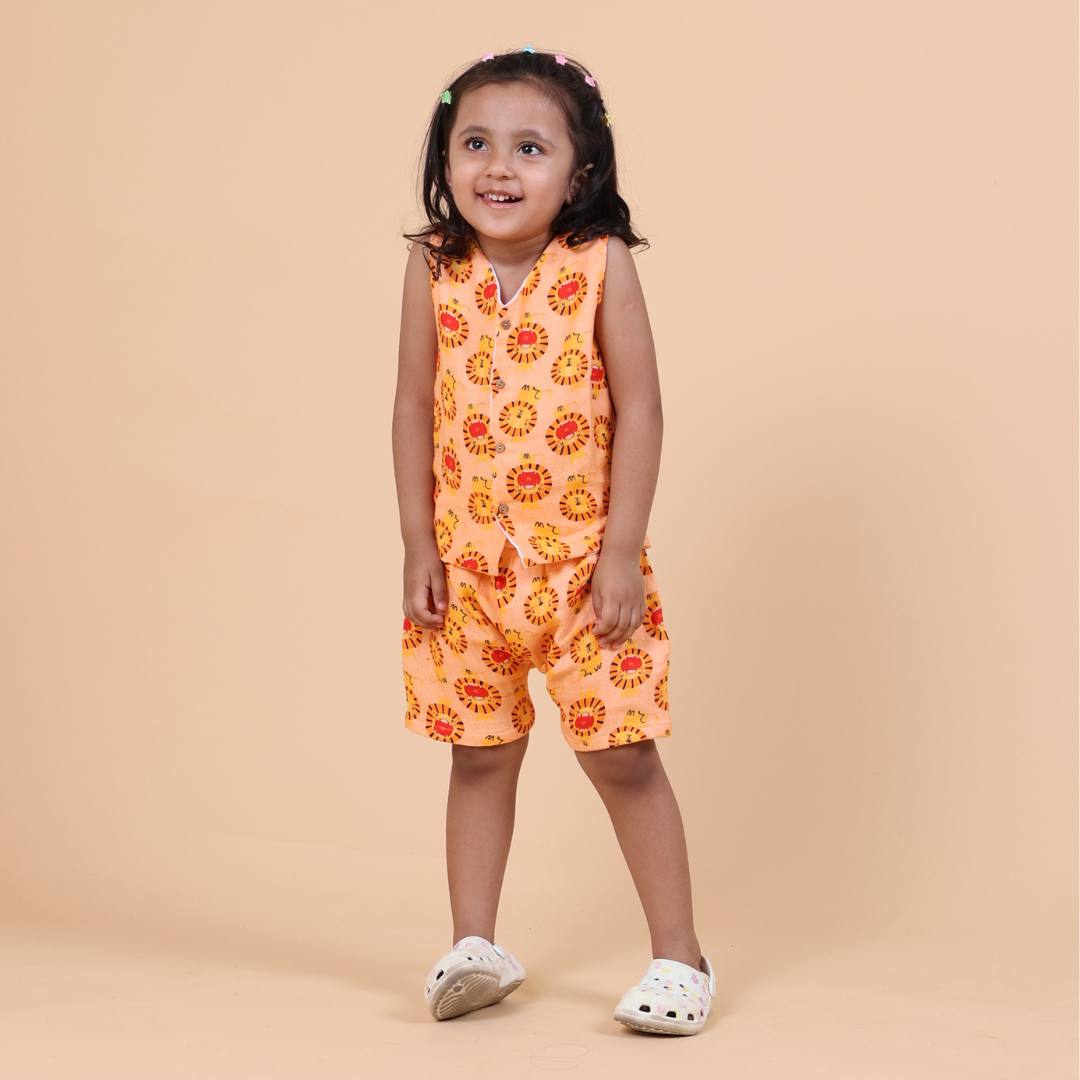 Lion Muslin Jhabla Top with Shorts