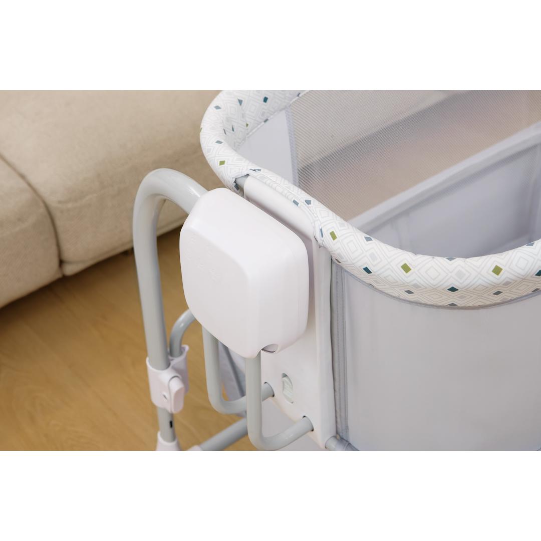 Mastela Bassinet Deluxe 3in1 Swing &amp; Bassinet Dots Birth to 36 Months