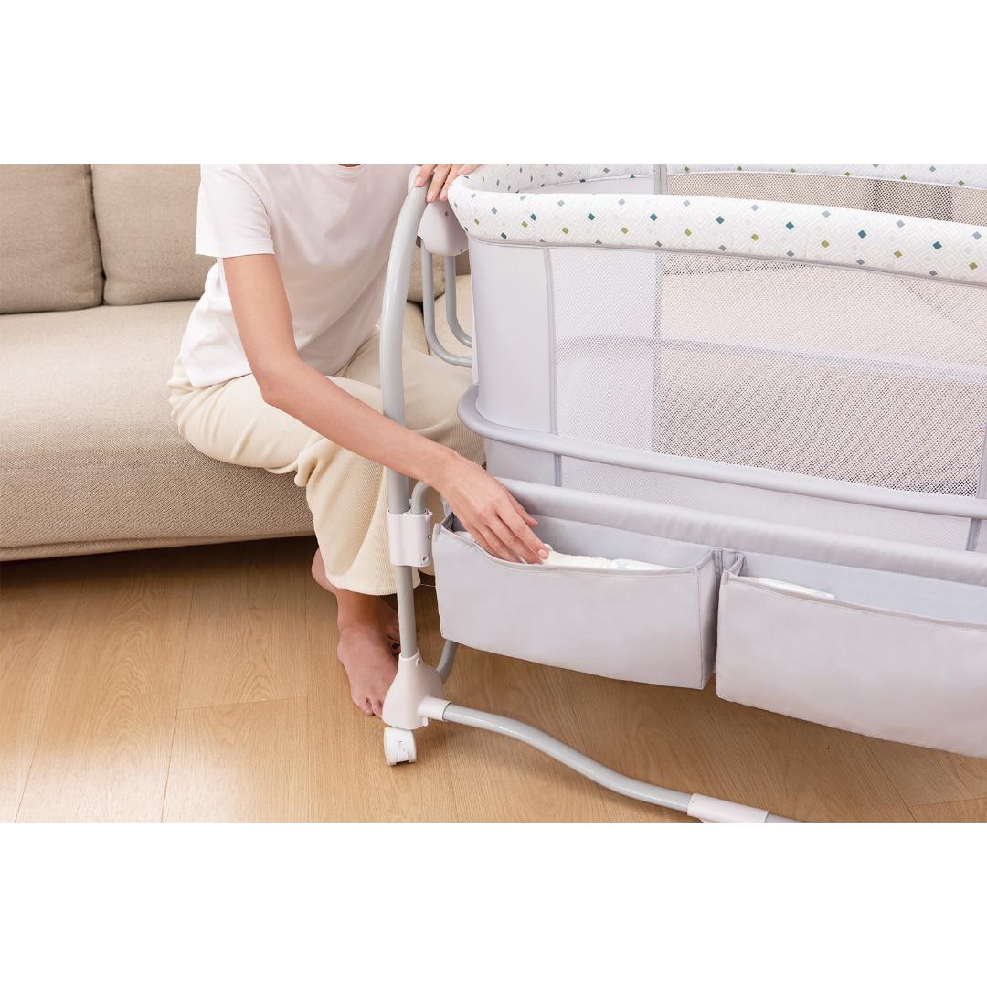 Mastela Bassinet Deluxe 3in1 Swing &amp; Bassinet Dots Birth to 36 Months