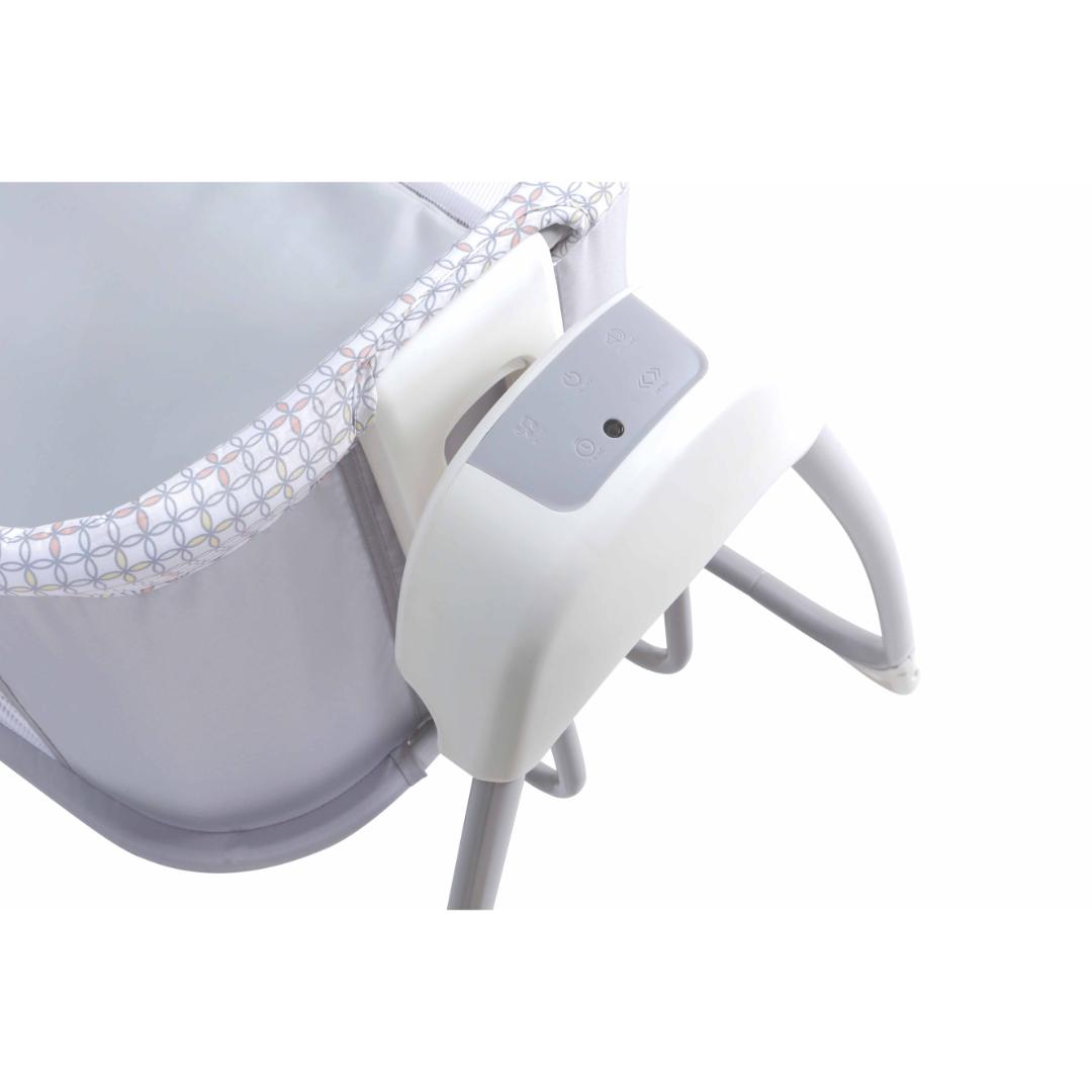 Mastela Rocker &amp; Bassinet Deluxe 4in1 Bassinet White Birth to 36 Months