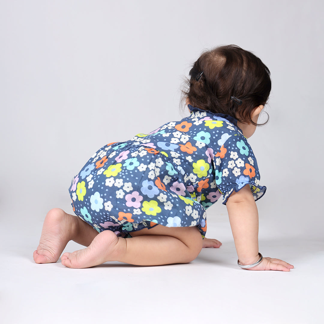 Jumpsuit with lace collar in Blue Floral