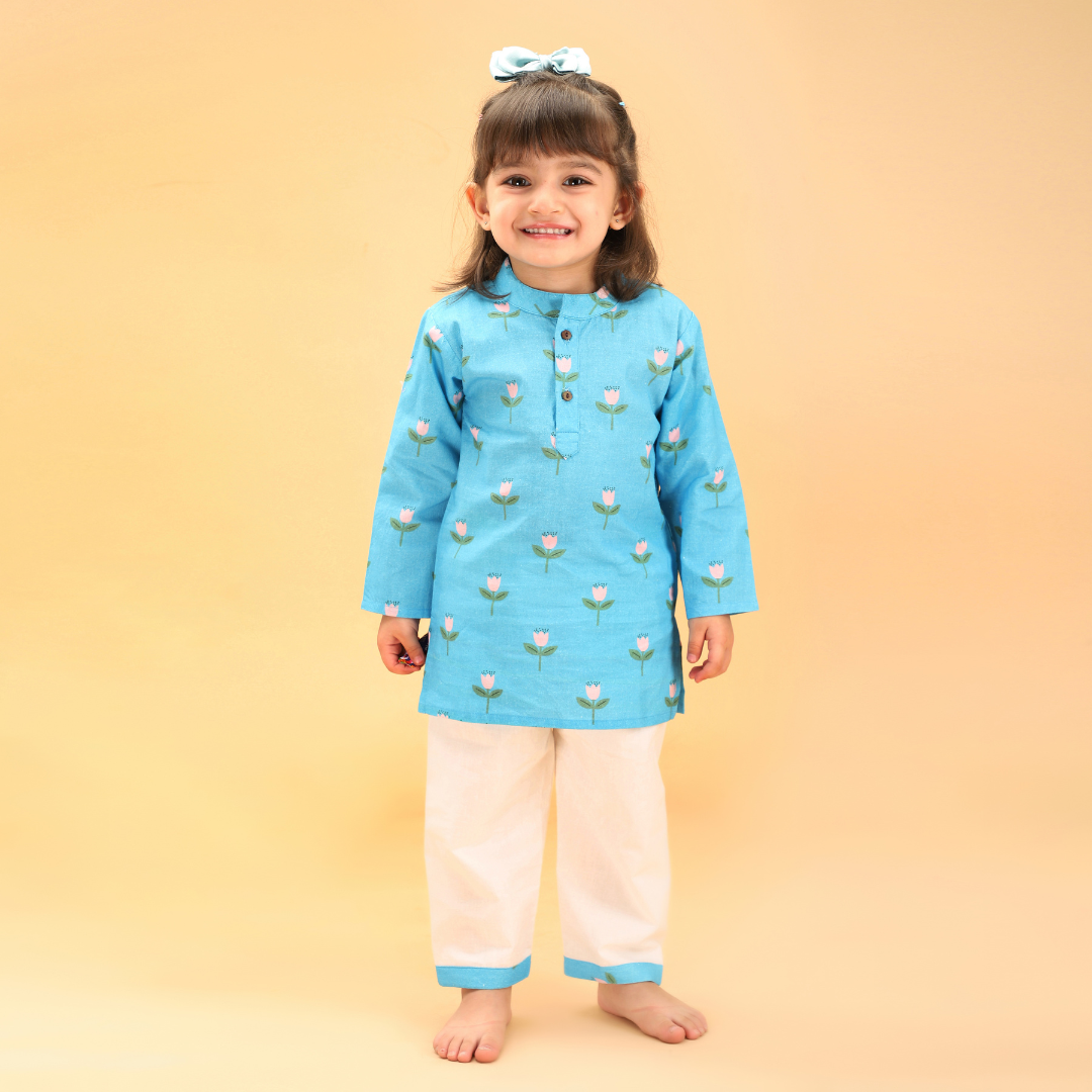 Pretty Flower Kurta Set