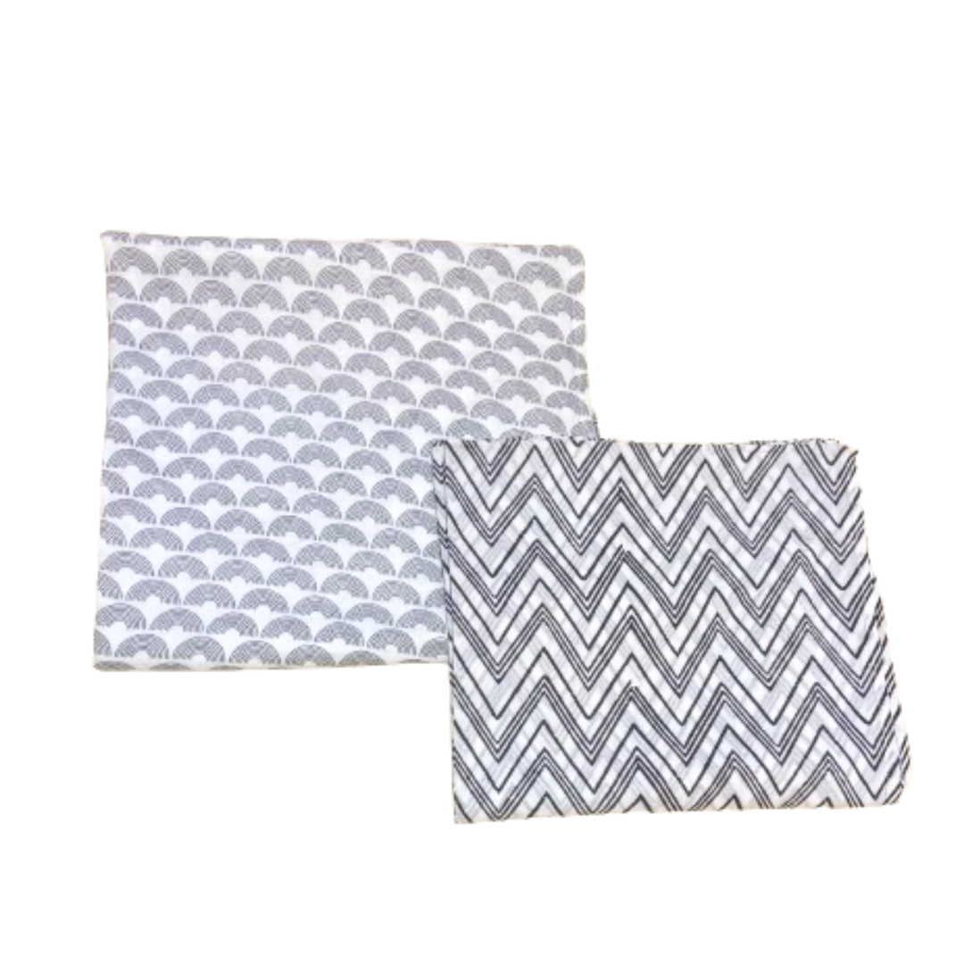 Combo of Chevron Black &amp; White and Inlove Waves &amp; Sommer in Black &amp; White Muslin Swaddle